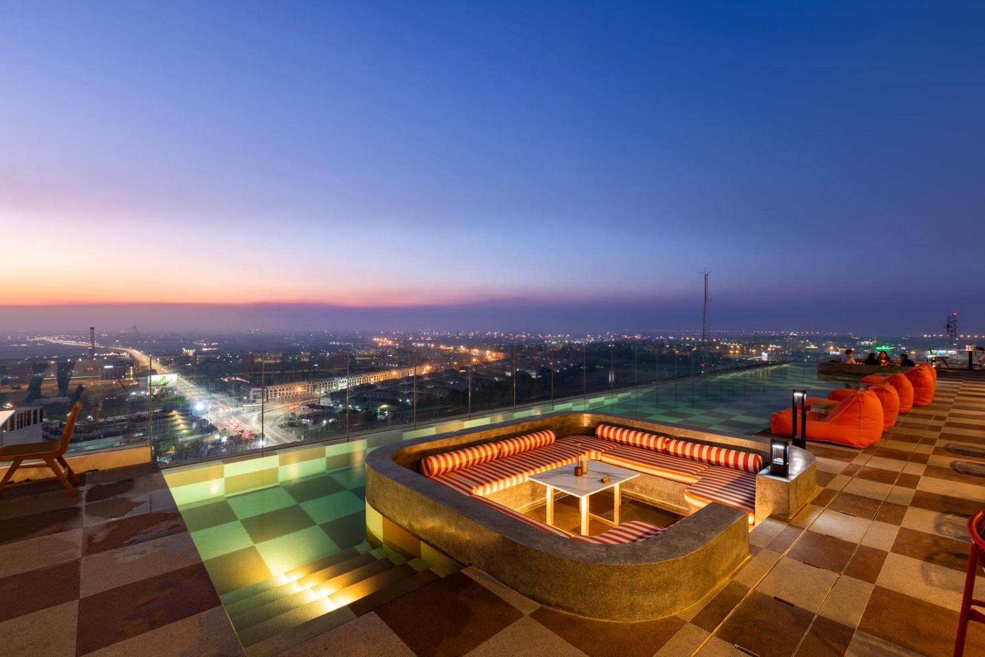 Centara Ayutthaya Hotel Buitenkant foto